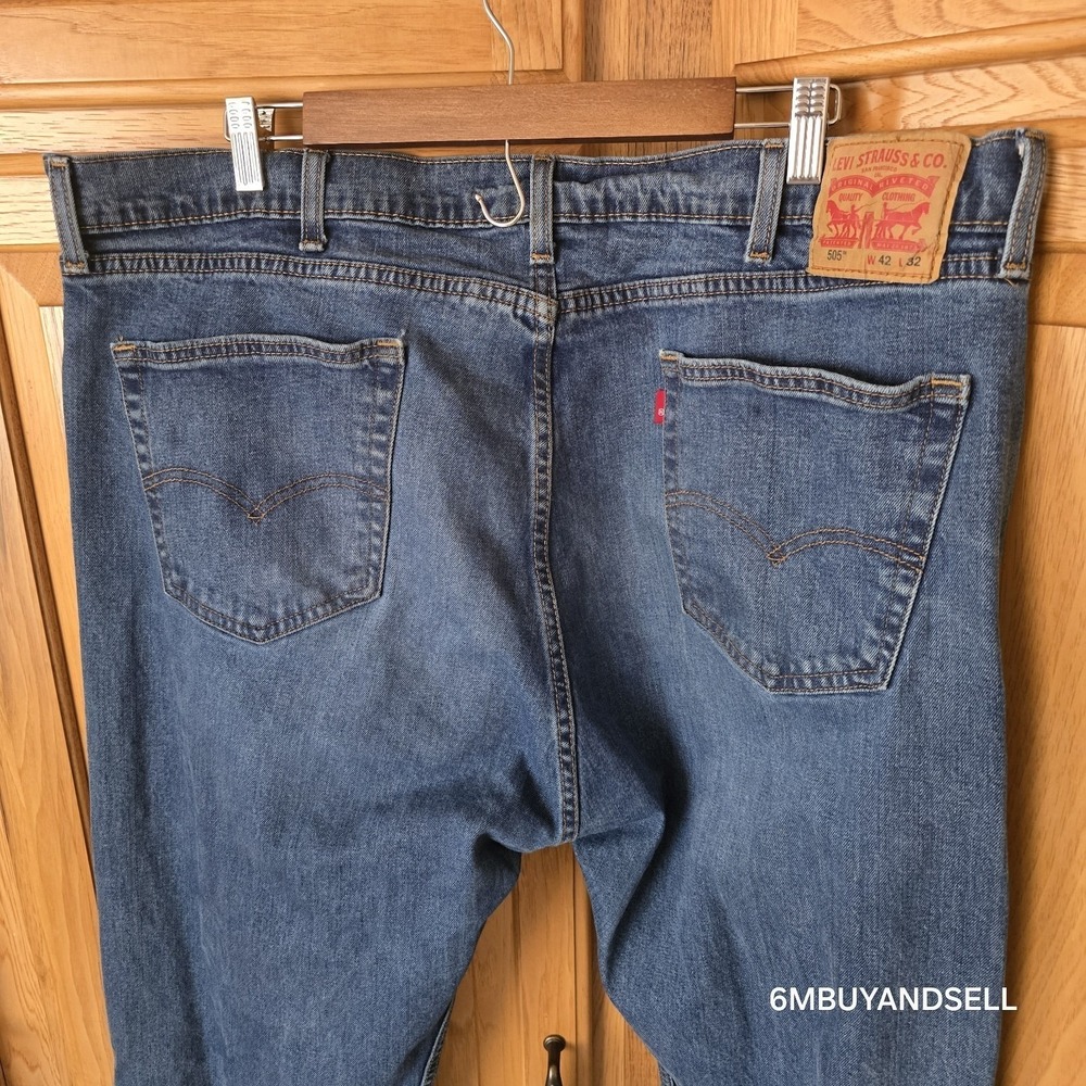 Levis 505 Regular Fit Straight Leg Jeans Mens 42x32 Medium Wash Blue 00505-1649 - Picture 11 of 16